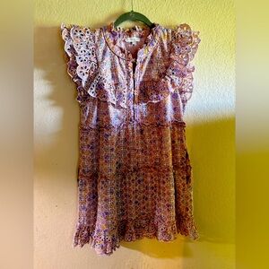 Beautiful find. Super cute